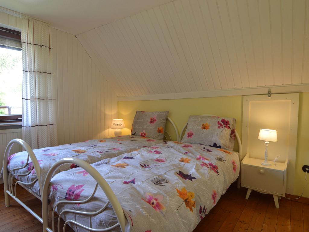 Holiday Home With Garden In Hellenthal Eifel 外观 照片